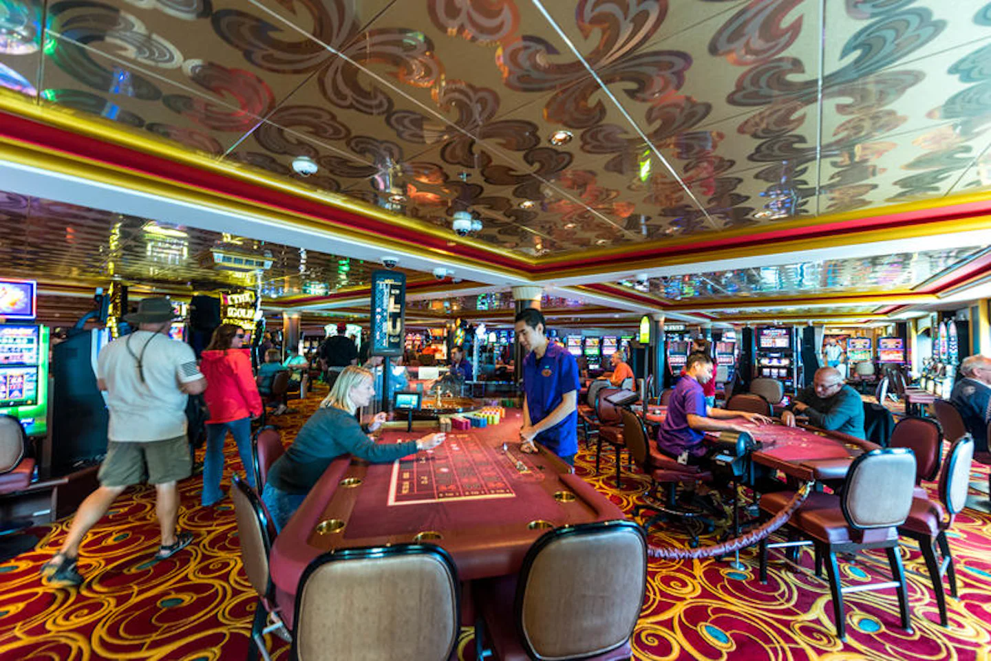 The Big M Casino Cruise Ship - 7 подсказки-ок от Посетителей 174