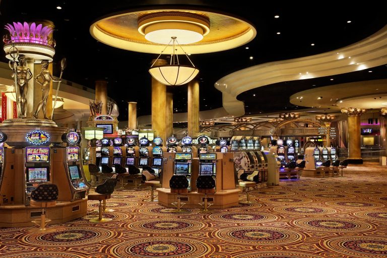 Ru.› casinos › type-onlineИграть в лучших онлайн казино на реальные деньги с выводом в.